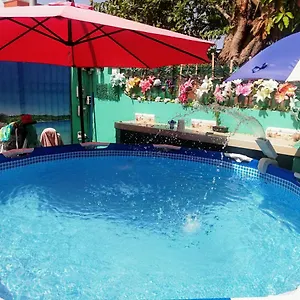 https://style-house-in-cancun.quintano-roohotels.com